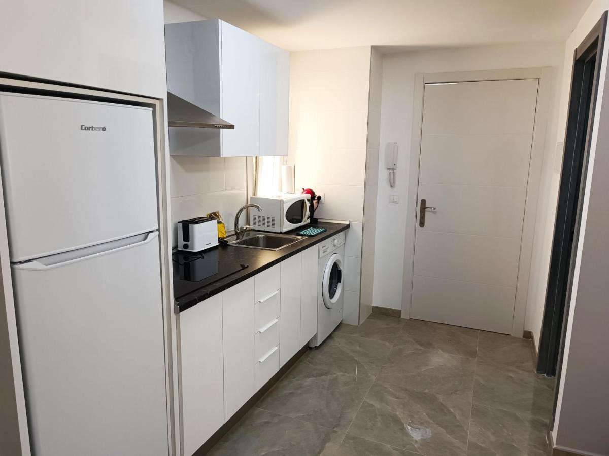 Baj - Apartamentos En Playa Bajondillo, 토레몰리노스 외부 사진