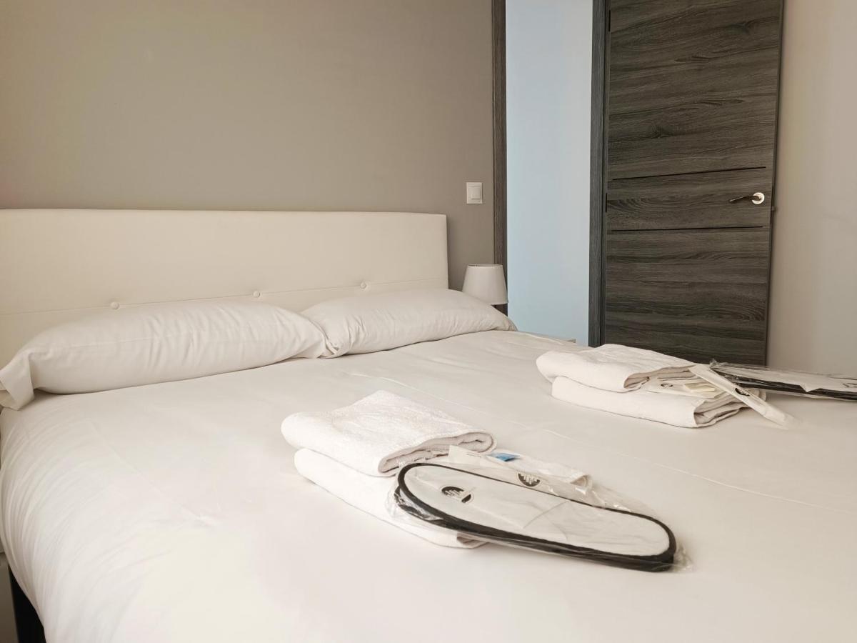 Baj - Apartamentos En Playa Bajondillo, 토레몰리노스 외부 사진