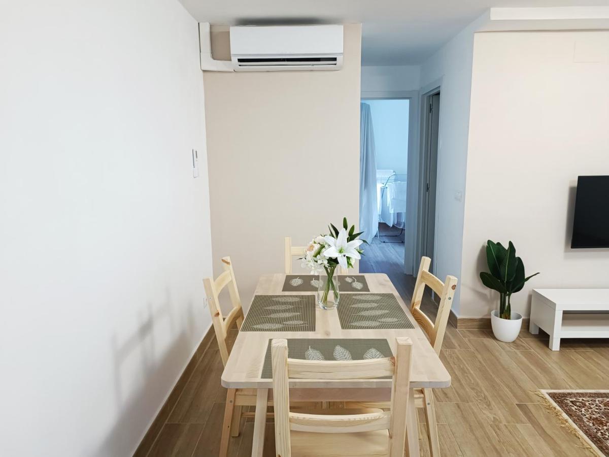 Baj - Apartamentos En Playa Bajondillo, 토레몰리노스 외부 사진